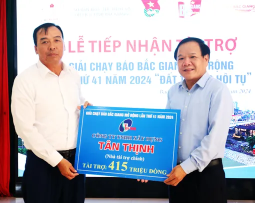 Mở Bib Giải chạy Báo Bắc Giang mở rộng năm 2024 - "Đất thiêng hội tụ"