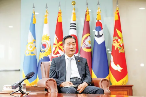 Hàn Quốc tranh cãi khả năng tham gia “câu lạc bộ hạt nhân”