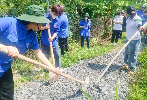 Dấu ấn “áo xanh” tình nguyện