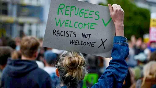 Biểu tình chống phân biệt chủng tộc trên toàn nước Anh