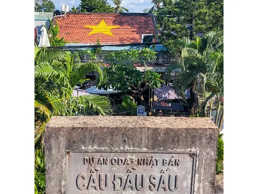 Tự hào cờ Tổ quốc!