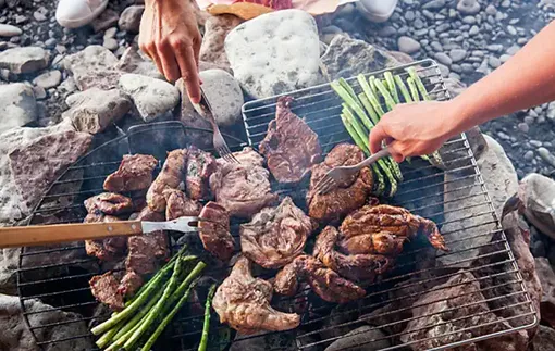 Chế độ ăn - yếu tố nguy cơ ung thư đại trực tràng ở người trẻ