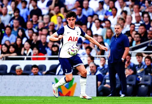 Tottenham “đặt cược” vào lứa cầu thủ trẻ