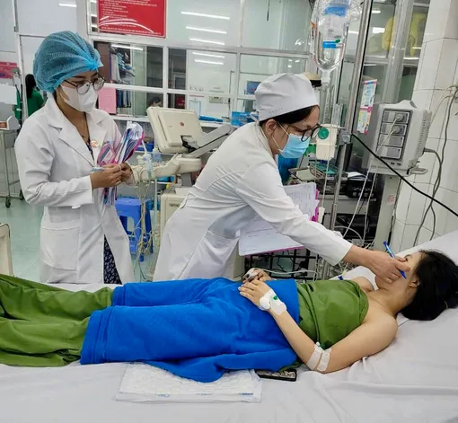 Cứu kịp thai phụ mang thai lần 5 bị suy thai