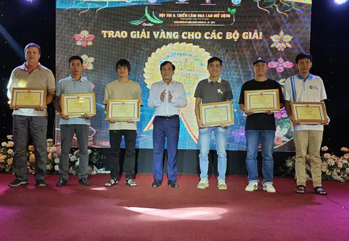 Có 8 tác phẩm hoa lan đoạt giải vàng tại Hội thi hoa lan mở rộng lần thứ IX năm 2024 tại Cần Thơ