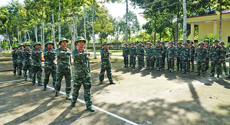 Thực hiện tốt nhiệm vụ quân sự, quốc phòng