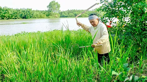 Khăn rằn là văn hóa biểu trưng của đất và người Nam Bộ