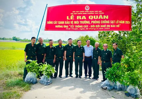 Cựu chiến binh TP Cần Thơ tham gia đảm bảo an toàn giao thông