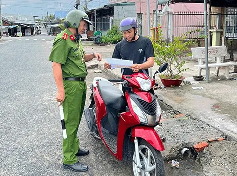 Góp phần đảm bảo an toàn giao thông