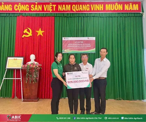 Chi trả quyền lợi bảo hiểm Bảo an tín dụng tại Agribank tỉnh Đồng Tháp với số tiền gần 12 tỉ đồng