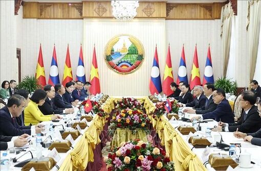 NA Chairman meets with Lao Prime Minister