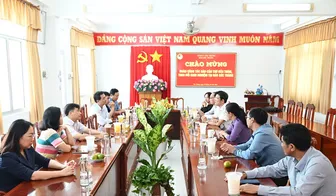 Đoàn công tác Báo Cần Thơ đến thăm, trao đổi kinh nghiệm tại Báo Sóc Trăng