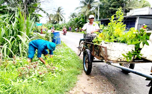 កសាង​កង​កម្លាំង​ប្រ​ជា​ស្វ័យ​ត្រាណ​រឹង​មាំ