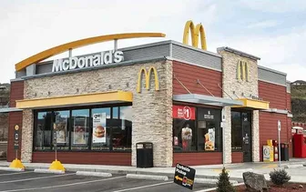 McDonald's bị kiện tập thể sau vụ bê bối lây nhiễm khuẩn E.coli