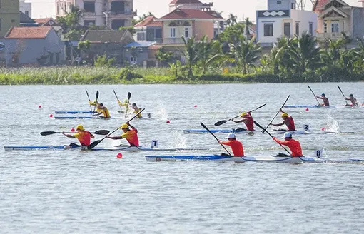 Khai mạc Giải đua thuyền Rowing và Canoeing vô địch quốc gia năm 2024