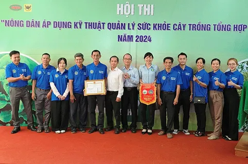 Hội thi nông dân áp dụng quản lý sức khỏe cây trồng tổng hợp giỏi