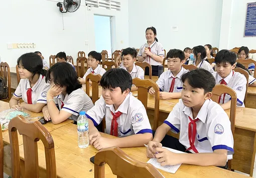 Đẩy mạnh truyền thông, phổ biến và giáo dục pháp luật trong trường học