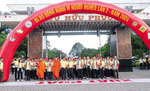 Hơn 26 tỉ đồng ủng hộ Quỹ  “Vì người nghèo” thành phố