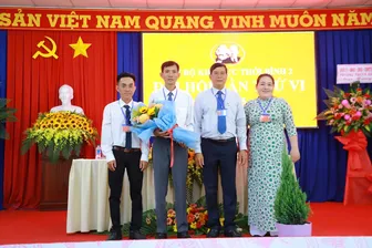 Quận ủy Thốt Nốt, Huyện ủy Thới Lai, Đảng ủy Trường Đại học Cần Thơ lãnh đạo tổ chức đại hội chi bộ điểm nhiệm kỳ 2025-2027