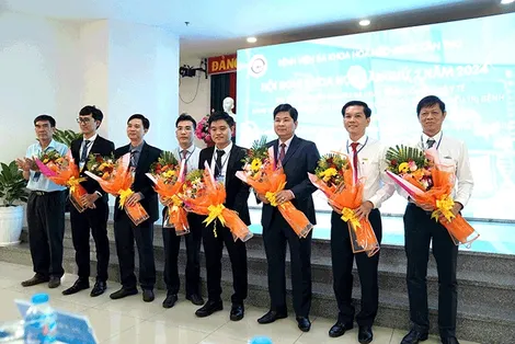 Hội nghị khoa học về phát triển công nghệ y tế hiện đại trong chẩn đoán và điều trị