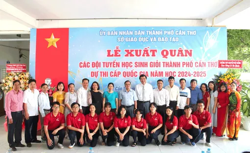 Xuất quân đội tuyển dự Kỳ thi chọn học sinh giỏi quốc gia THPT năm học 2024-2025