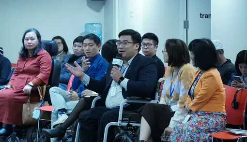 Cần hỗ trợ người khuyết tật tiếp cận dịch vụ công