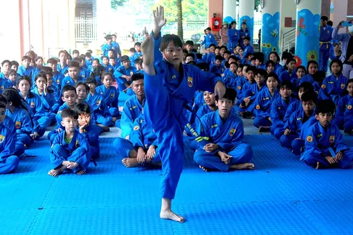 Gần 200 võ sinh Vovinam Bình Thủy thi thăng cấp lần 1 năm 2025