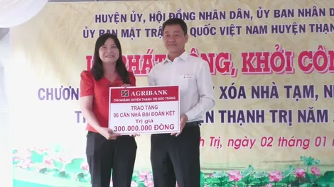 Agribank Chi nhánh huyện Thạnh Trị chung tay cùng địa phương "Xóa nhà tạm, nhà dột nát"