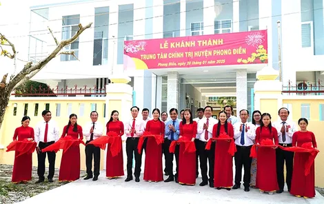 Họp mặt kỷ niệm 95 năm Ngày thành lập Đảng Cộng sản Việt Nam