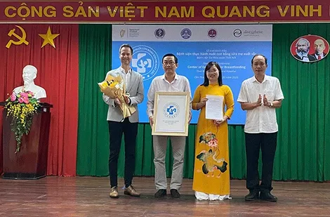 3 bệnh viện đạt danh hiệu “Bệnh viện thực hành nuôi con bằng sữa mẹ xuất sắc”