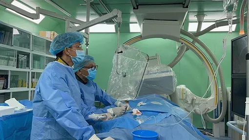 Cứu sống bệnh nhân nhồi máu cơ tim nguy kịch với viện phí 0 đồng Cứu sống bệnh nhân nhồi máu cơ tim nguy kịch với viện phí 0 đồng