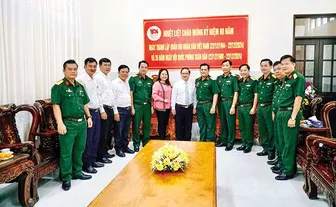 Khát vọng cống hiến