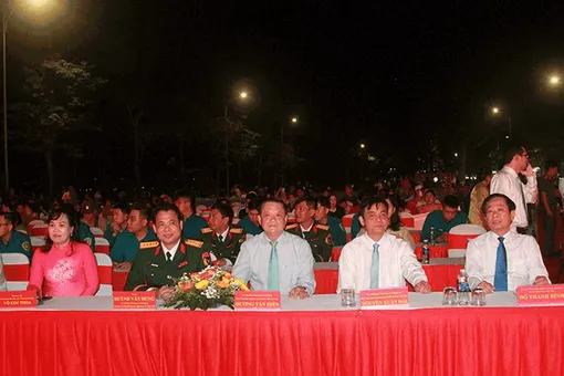 Chương trình nghệ thuật “Sắc Xuân Tây Đô” và pháo hoa nghệ thuật Giao thừa Tết Ất Tỵ 2025