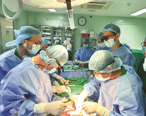 Cho nhau sự sống! Cho nhau sự sống!