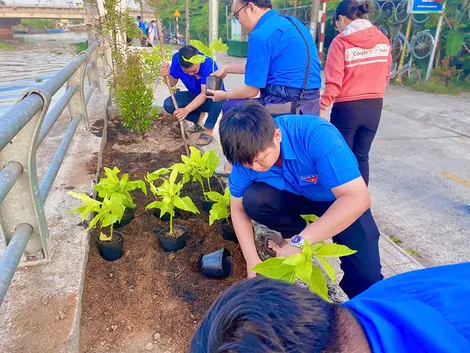 Tuổi trẻ Ninh Kiều phát động “Tết trồng cây - Đời đời nhớ ơn Bác Hồ”