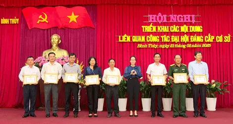 Triển khai các nội dung liên quan công tác đại hội Ðảng cấp cơ sở