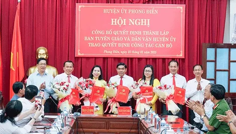 Thành lập Ban Tuyên giáo và Dân vận Huyện ủy Phong Ðiền