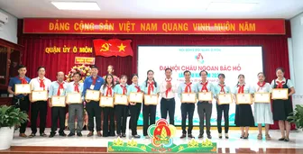 Biểu dương 116 đội viên tiêu biểu, cháu ngoan Bác Hồ