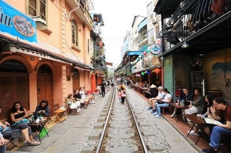 Hanoi bans tours on train street