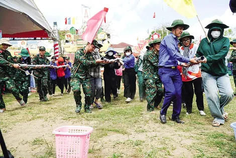 Góp phần giáo dục truyền thống Quân đội và quê hương