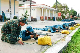 112 dân quân cơ động tham gia huấn luyện