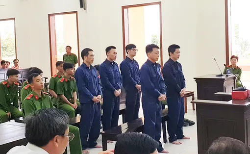 Bài học đắt giá cho hành vi nhận hối lộ