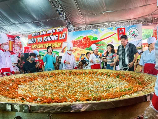 116 nghệ nhân tranh tài tại Hội thi Bánh dân gian