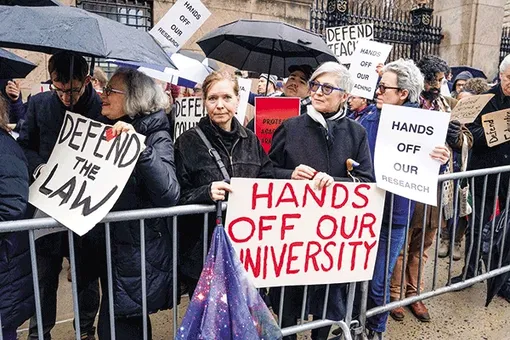 Làn sóng di cư của các học giả Mỹ