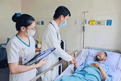 Bác sĩ khuyến cáo những dấu hiệu cảnh báo bệnh viêm màng não