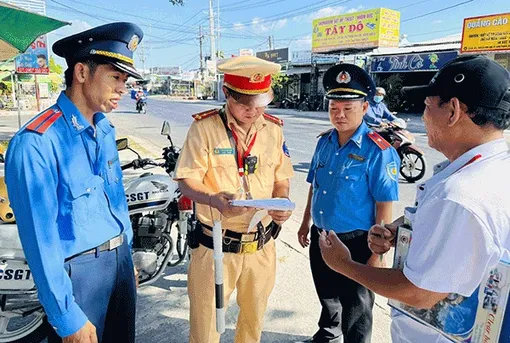 Tập trung phục vụ tốt nhu cầu đi lại của nhân dân dịp lễ