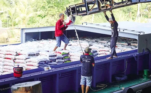 Ðồng hành cùng doanh nghiệp trong xuất khẩu