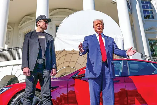 Tesla khủng hoảng, tỉ phú Musk giảm công việc ở Nhà Trắng