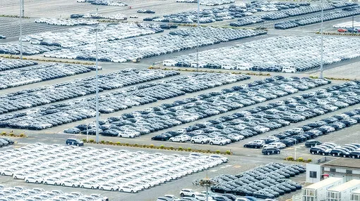 Thế giới lo ngại “sóng thần” hàng giá rẻ từ Trung Quốc