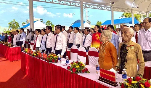 Long trọng tổ chức Lễ kỷ niệm 50 năm Ngày Giải phóng miền Nam, thống nhất đất nước